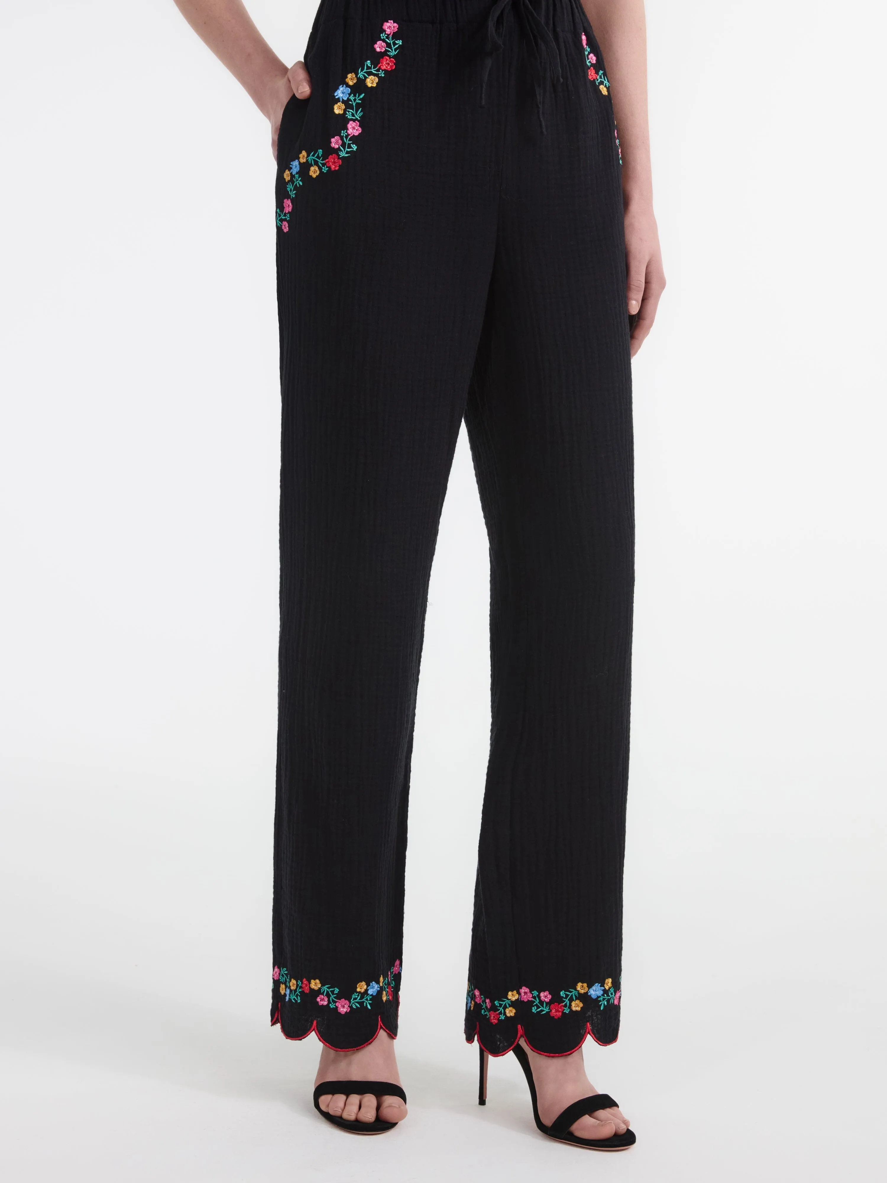 Paige Scallop Trouser in Black